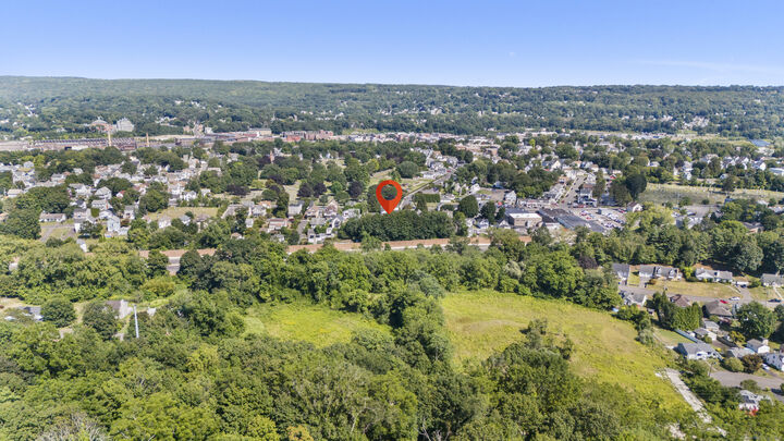 Property Photo:  91 Westfield Avenue  CT 06401 