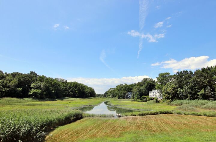 Property Photo: