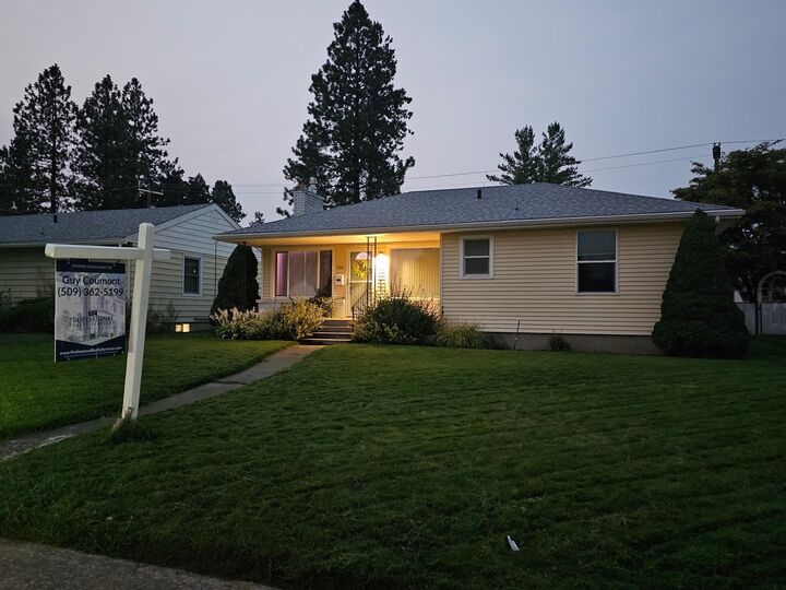 Property Photo: 328 W Nebraska Ave WA 99205