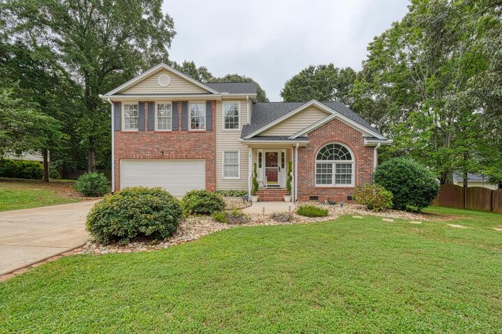 Property Photo: 4 Charlestown Court SC 29662