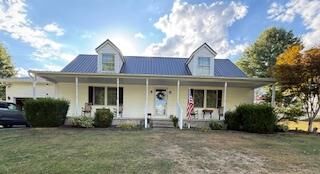 Property Photo:  431 Mill Lawn Ave  OH 45656 