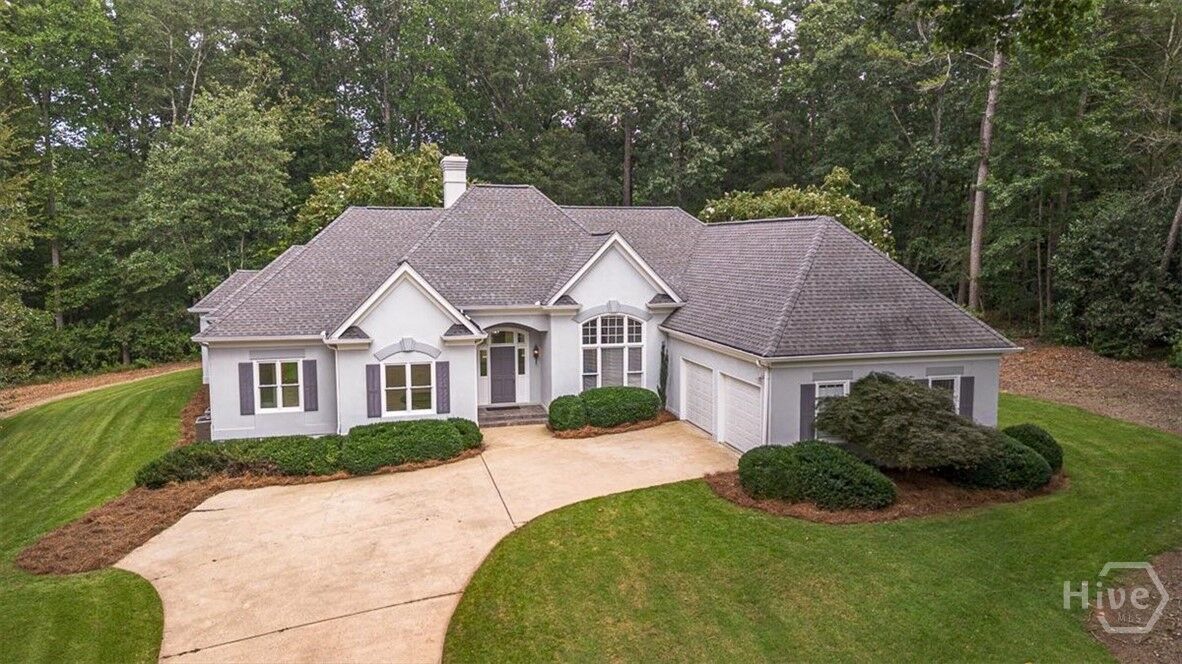 Property Photo:  115 Melbourne Drive  GA 30606 
