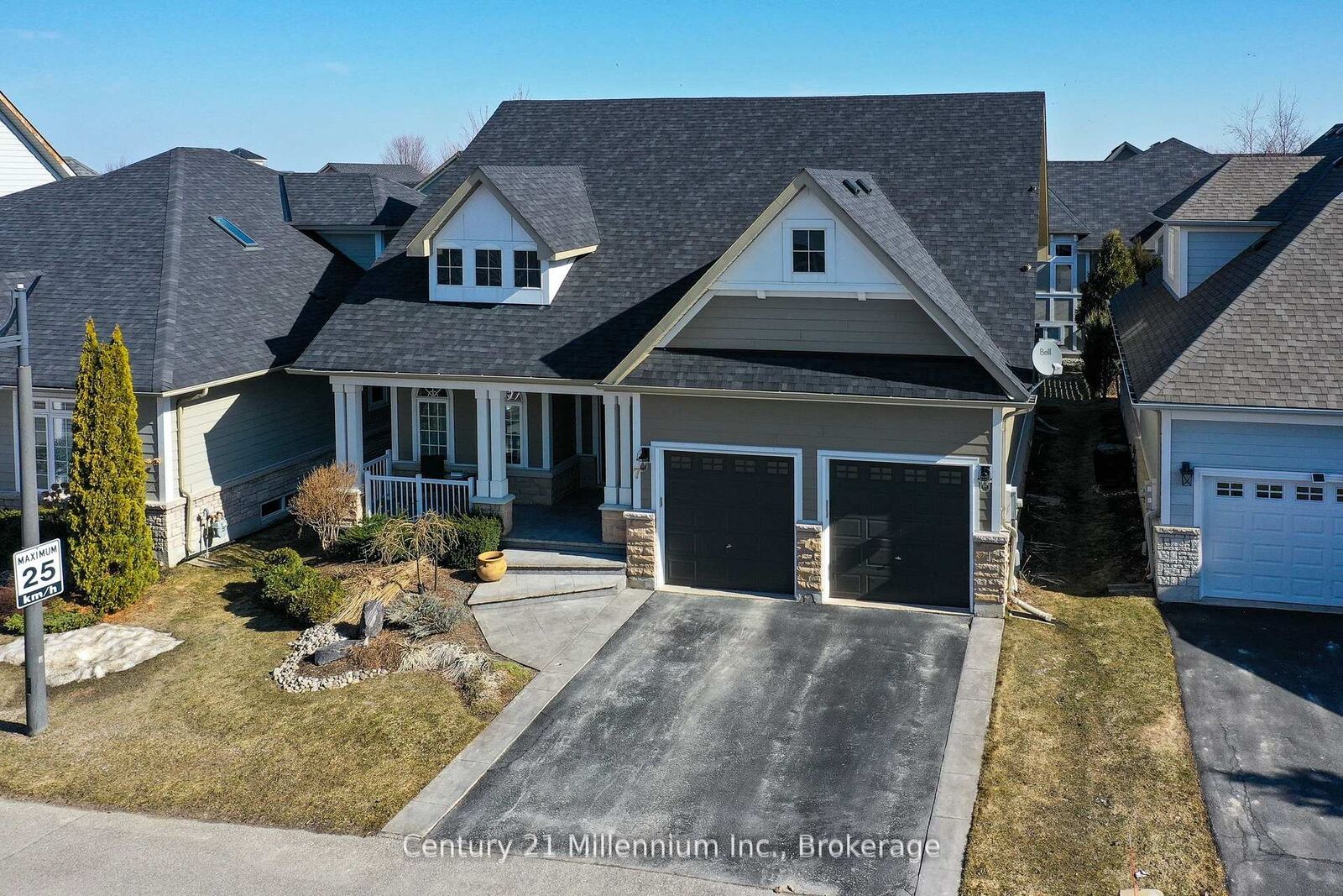 Property Photo:  7 Clubhouse Drive  ON L9Y 4Z5 