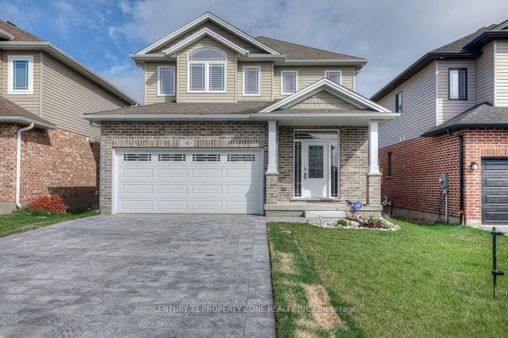 Property Photo: 8 Chamberlain Avenue ON N5C 3B3