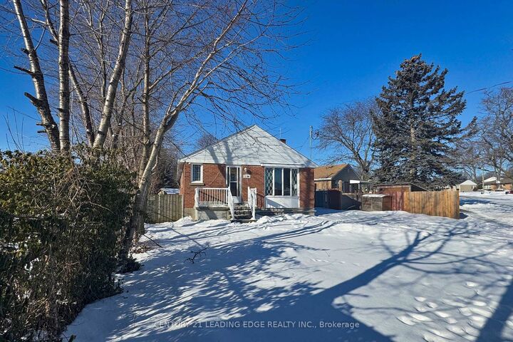 Property Photo:  1284 Meadowvale Street  ON L1H 4E9 
