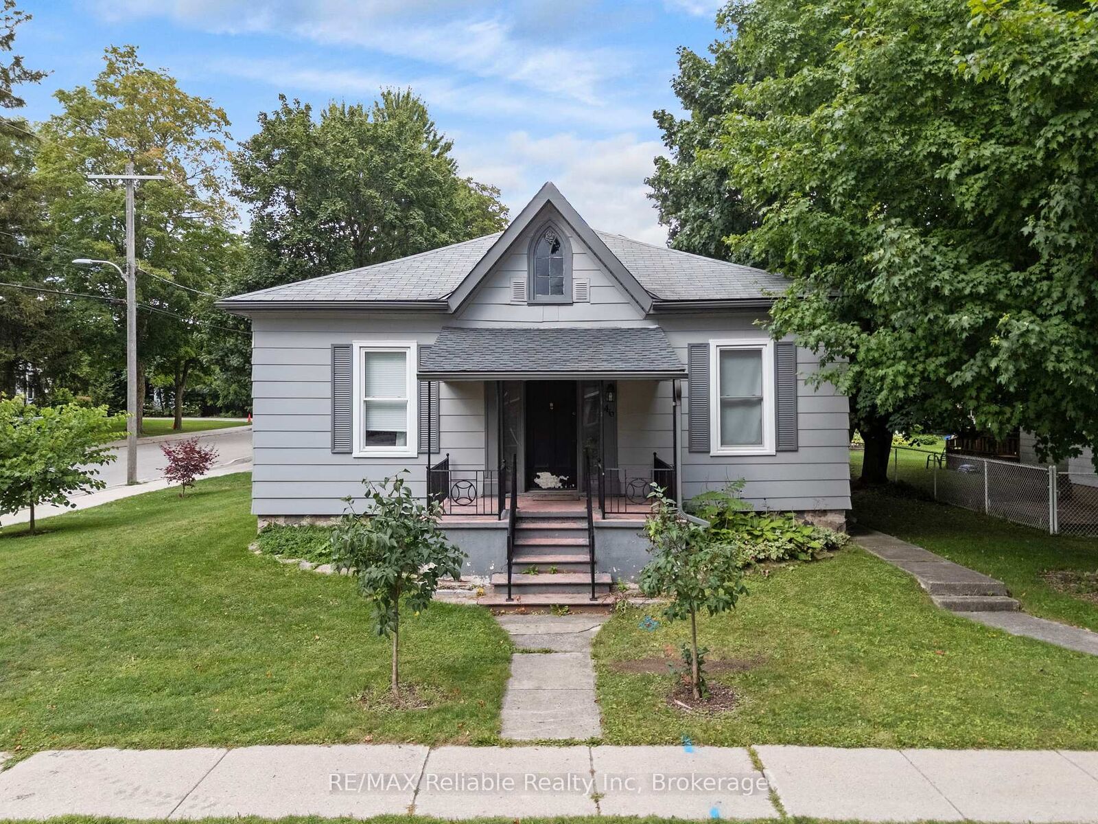 Property Photo:  46 James Street  ON N0K 1W0 