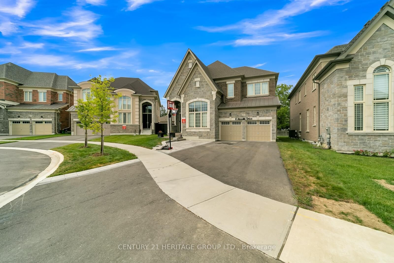 Property Photo: 6 Menotti Drive ON L4E 0G9