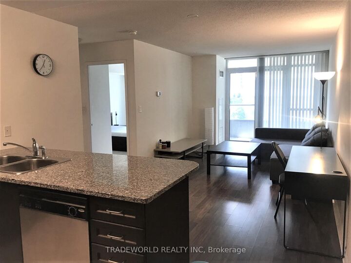 Property Photo:  35 Hollywood Avenue 316  ON M2N 0A9 