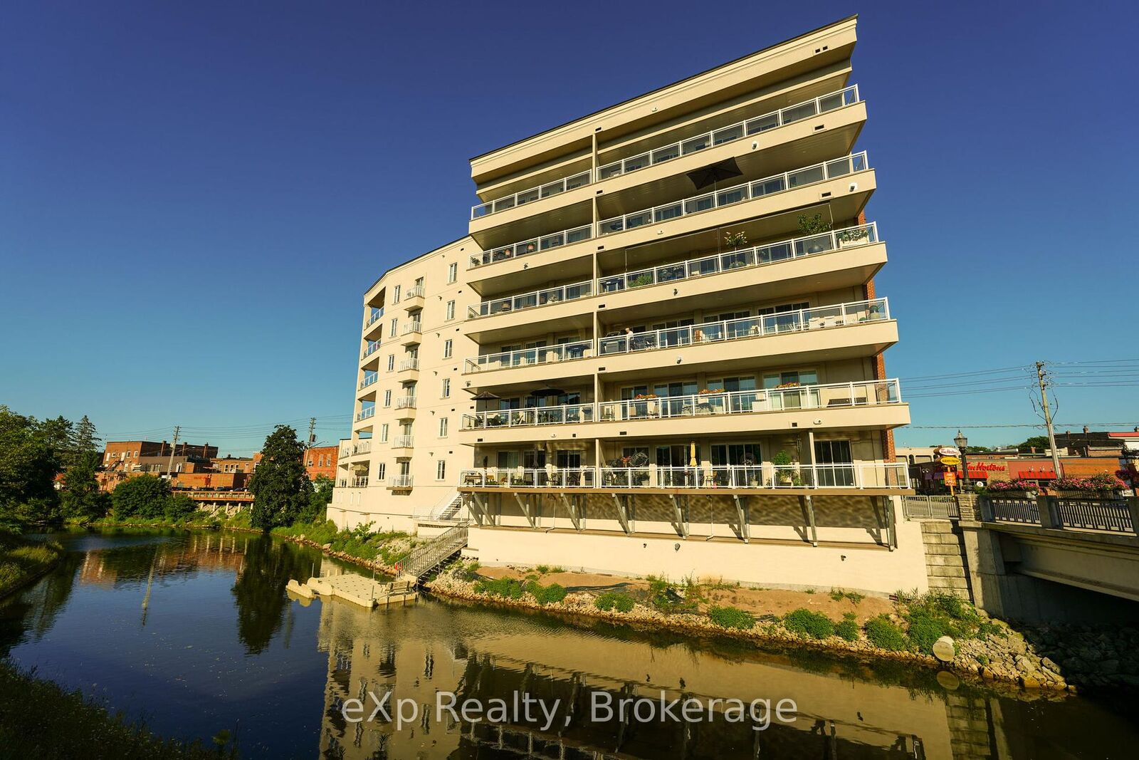 Property Photo: 80 9th Street E 203 ON N4K 1N4
