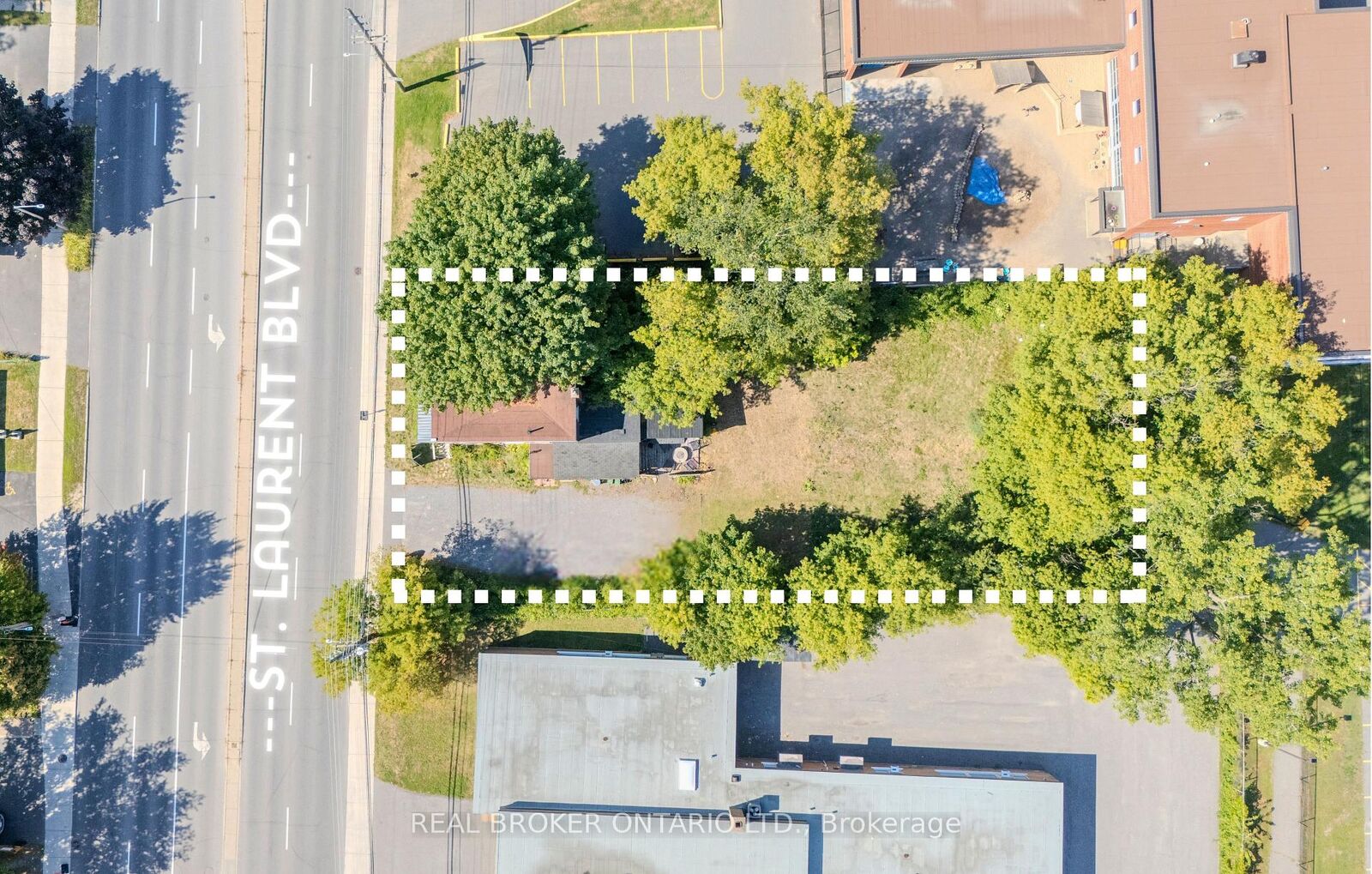 Property Photo: 713 St Laurent Boulevard ON K1K 3A6