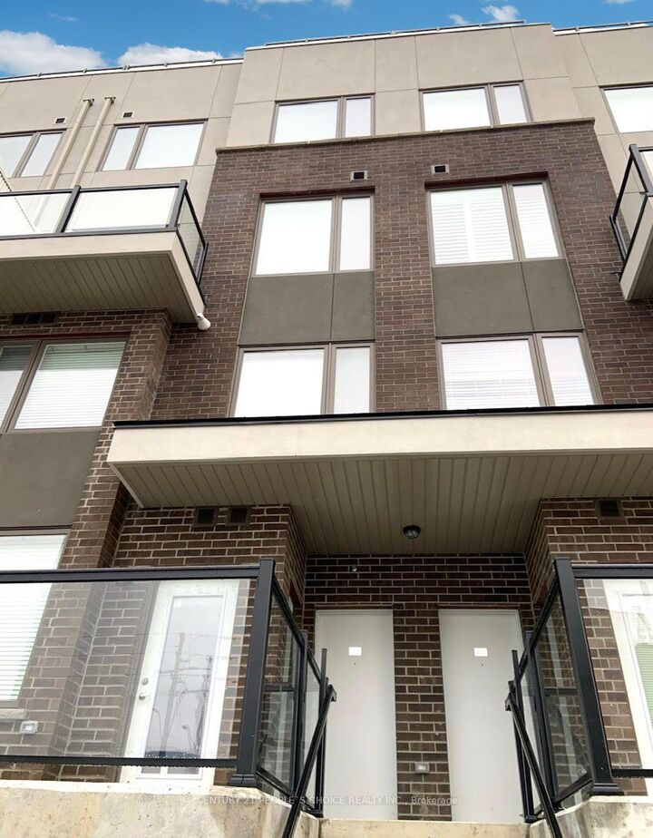 Photo de la propriété:  1460 Whites Road 304  ON L1V 0E8 