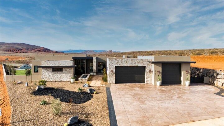 5627 W Desert Dream  Hurricane UT 84737 photo