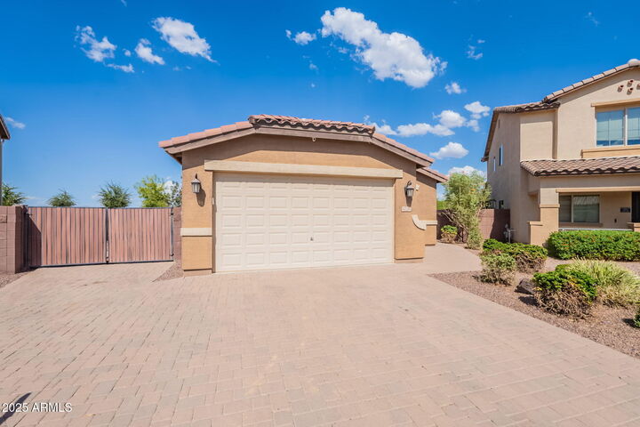 42247 N Tulip Tree Street  San Tan Valley AZ 85140 photo