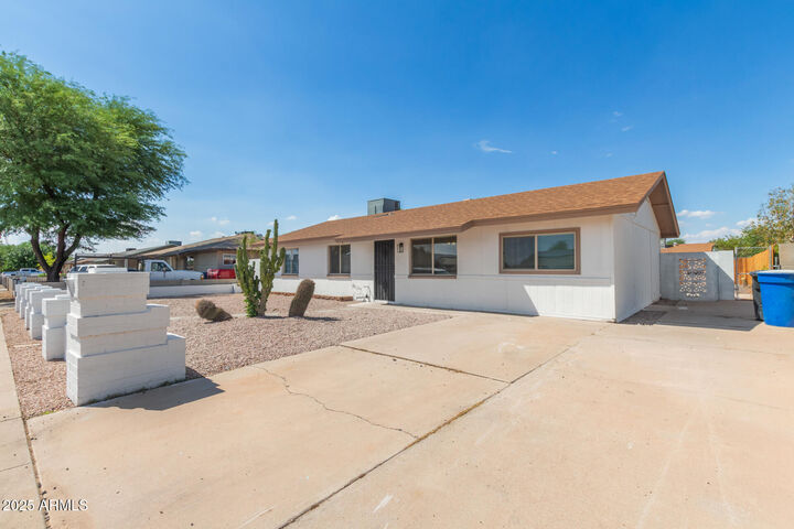 Property Photo: 776 E Tyson Street AZ 85225