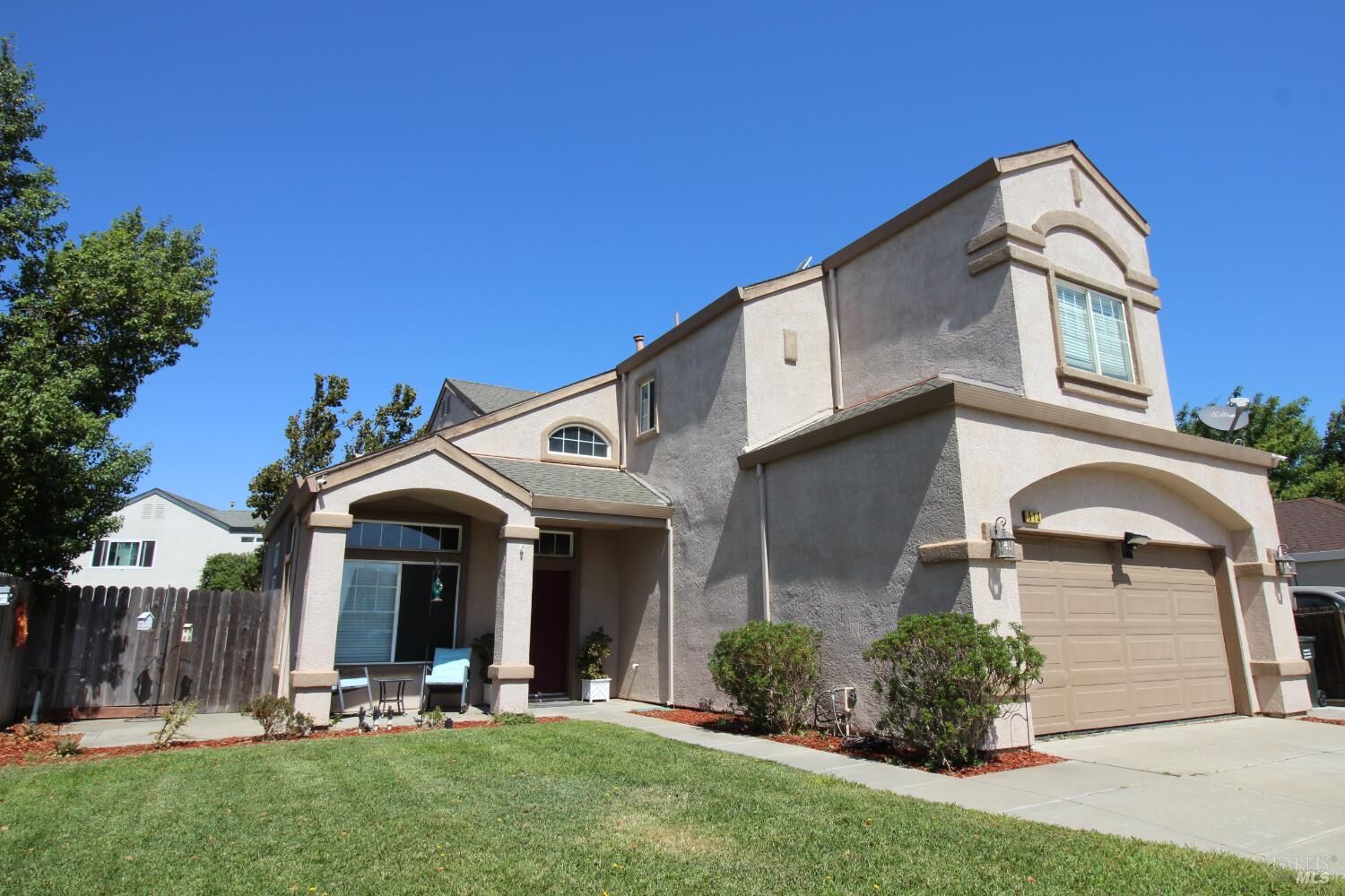 Property Photo: 513 De Flores Circle CA 94571