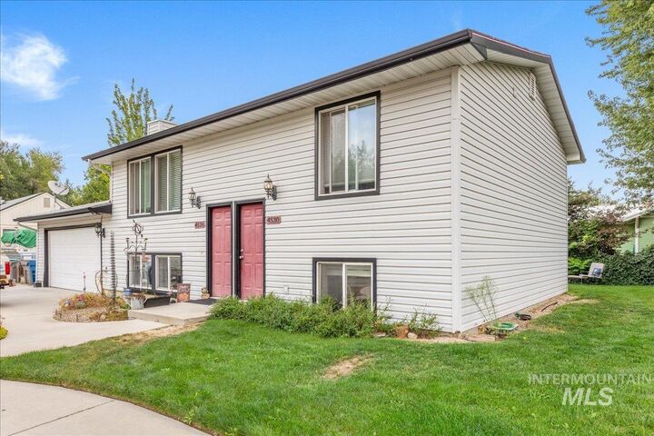 Property Photo: 4530 W Tabitha St ID 83706