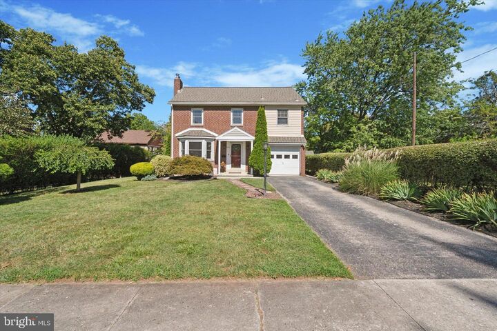 Property Photo:  1613 Juniper Street  PA 19401 