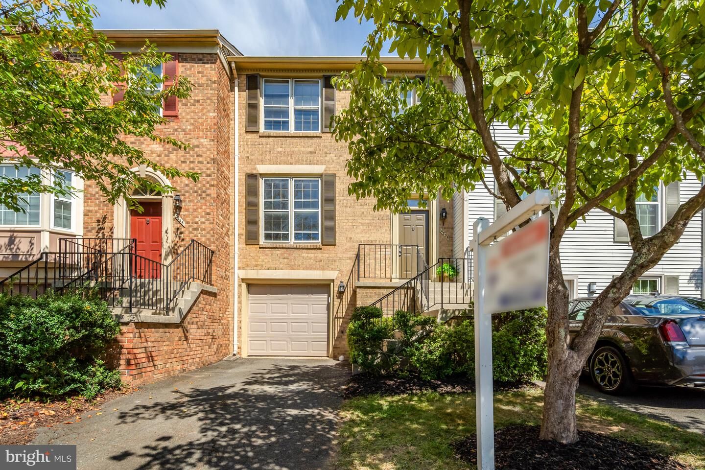 Property Photo: 4234 Fox Lake Dr VA 22033