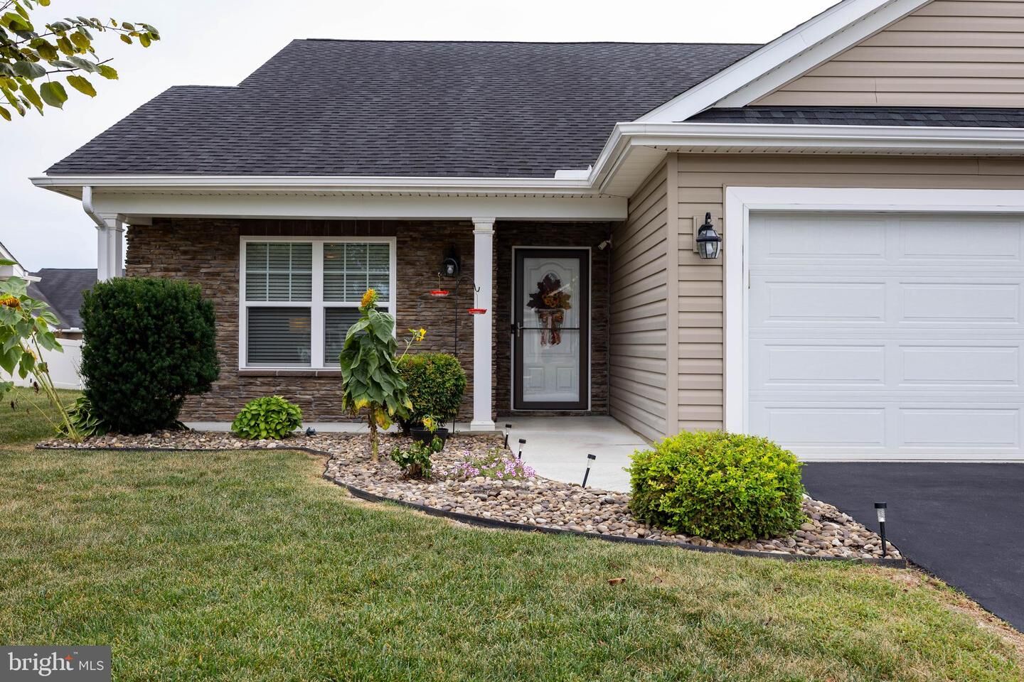 Property Photo:  18 Chagrin Drive  WV 25419 