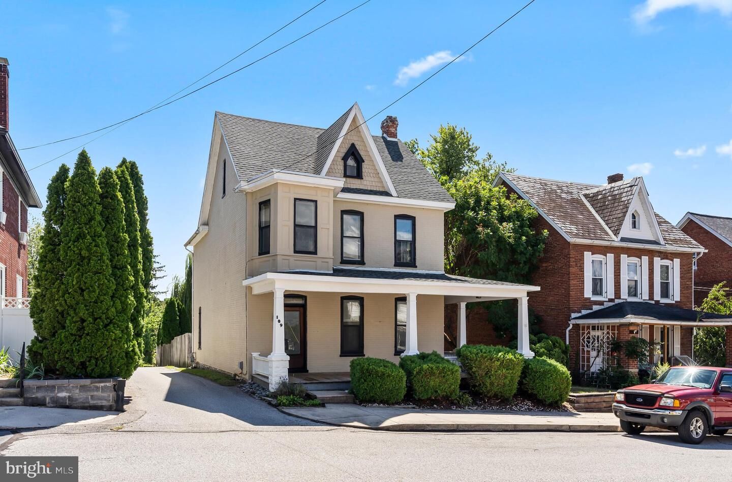 Property Photo: 109 Garfield Street PA 17268