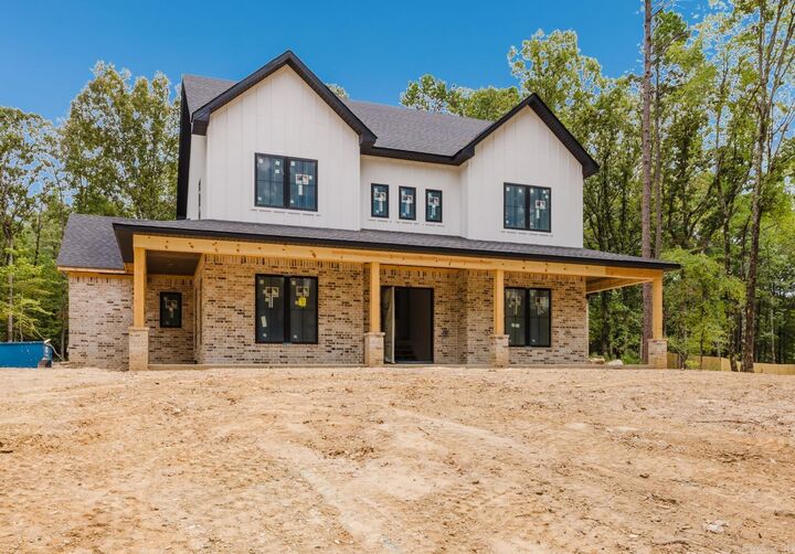 Property Photo: 7048 Hannah Ln AR 72019