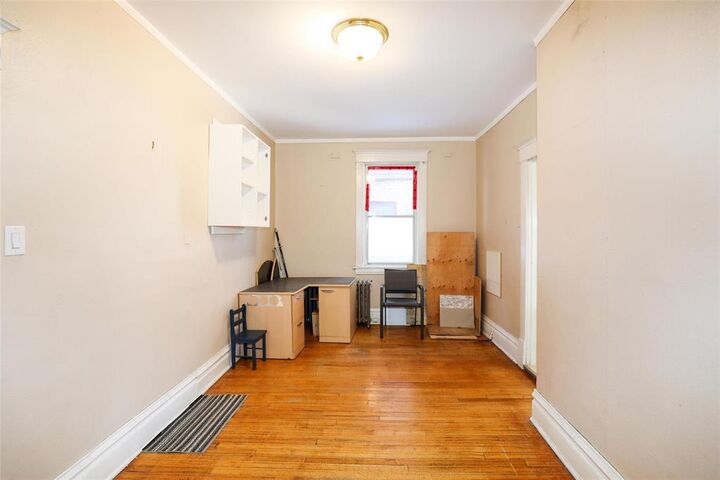 Photo de la propriété: 121 Canora Street MB R3G 1S8