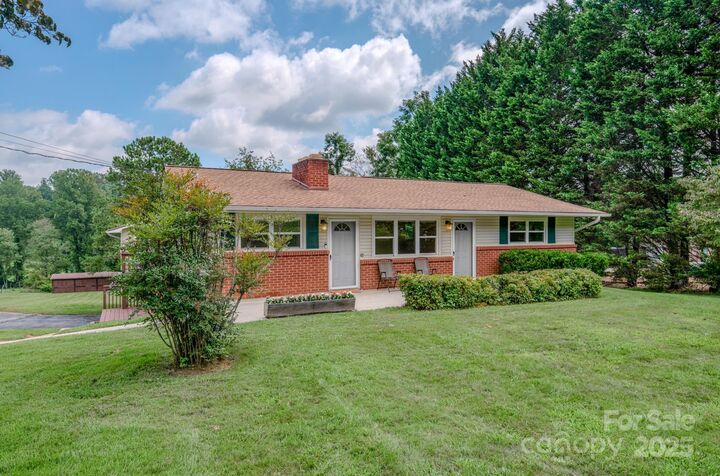 26 Big Cove Road  Candler NC 28715 photo