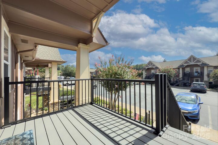 Property Photo: 1104 Deermouse Way NC 28792