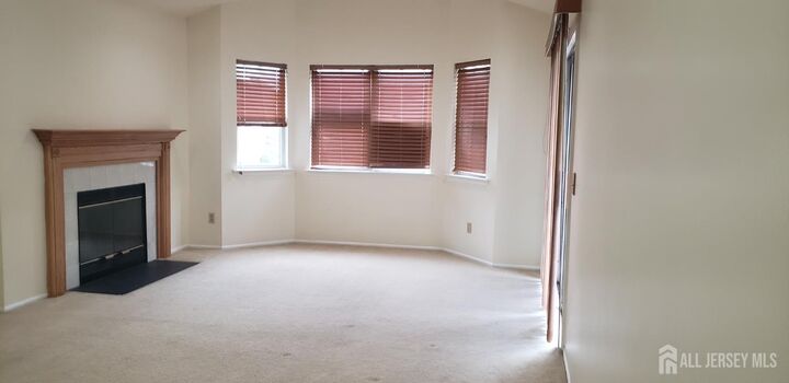 Property Photo:  125 Exeter Court  NJ 08854 