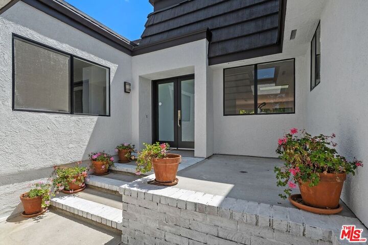 Property Photo: 17157 Avenida De Santa Ynez CA 90272