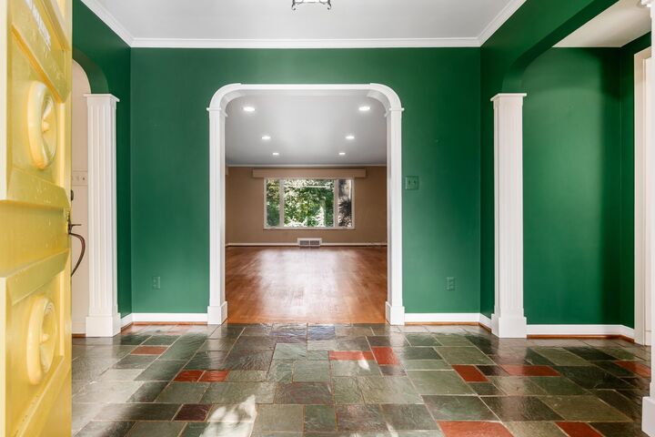 Property Photo: 4711 Scenic Drive OH 43214
