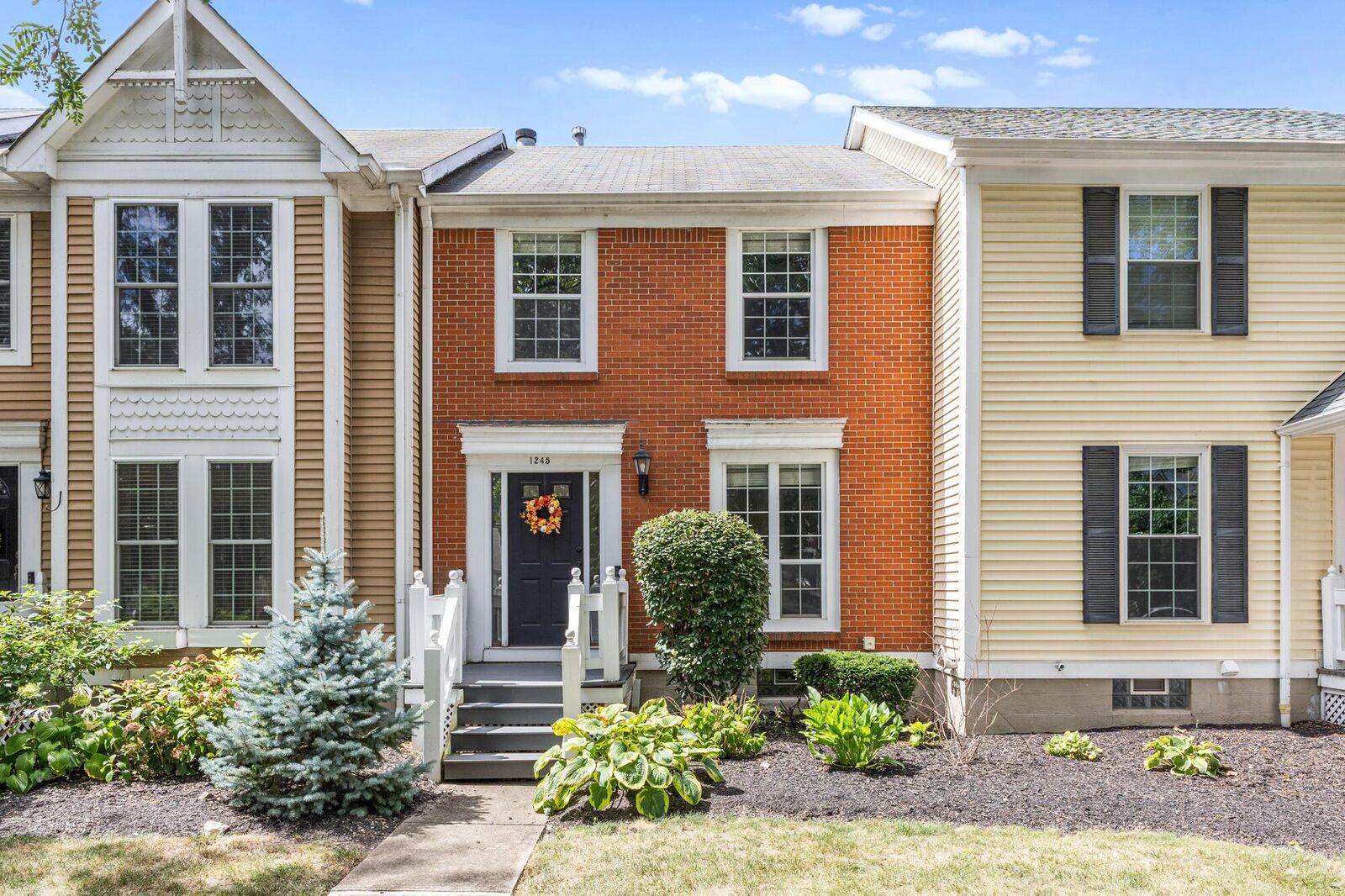 Property Photo:  1245 Pennsylvania Avenue  OH 43201