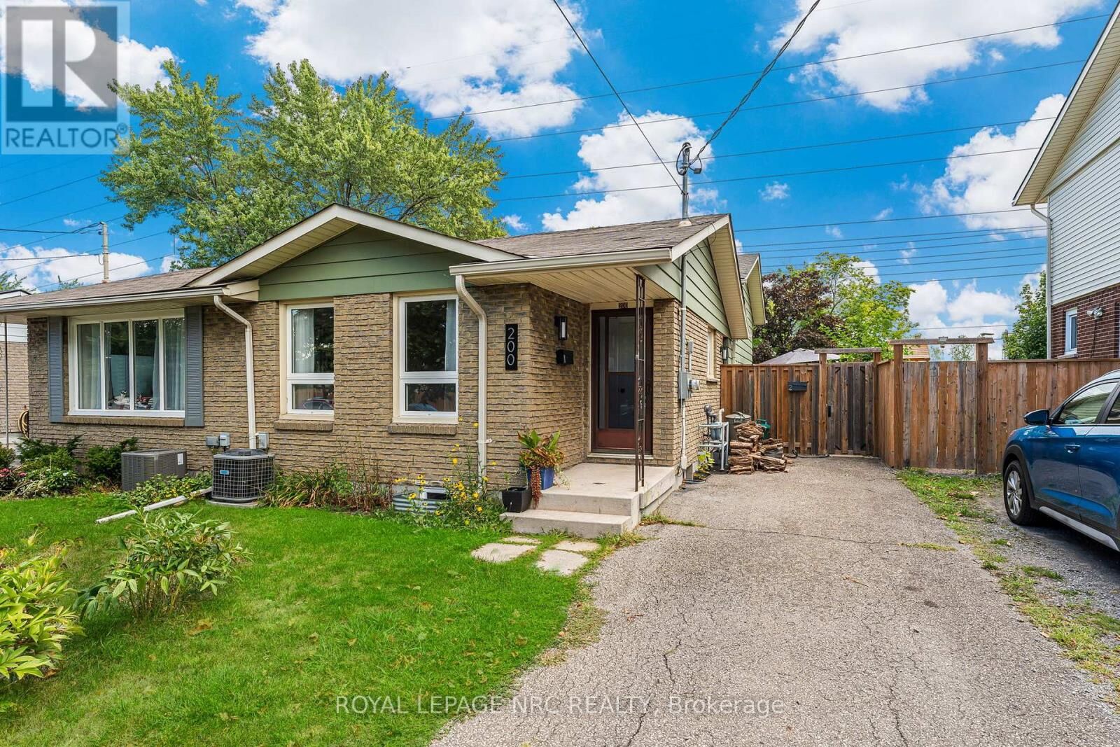 Property Photo:  200 St Augustine Drive  ON L2P 3P8 
