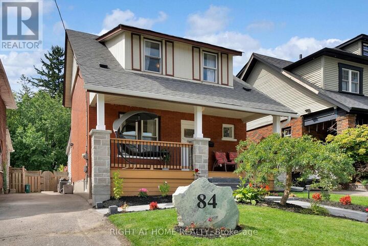 Property Photo: 84 Oshawa Boulevard North ON L1G 5V6