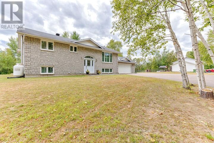 Property Photo: 39 Sufian Street ON K8A 6W6