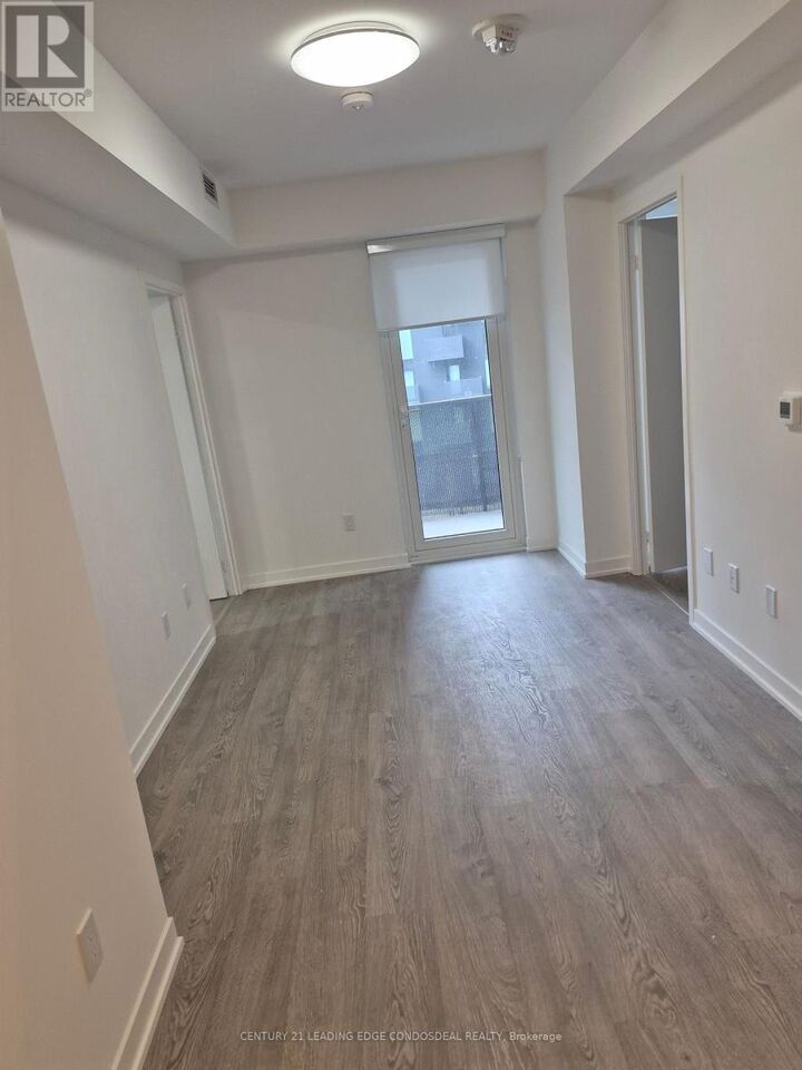 Property Photo: 500 Wilson Avenue 425 ON M3H 5Y9