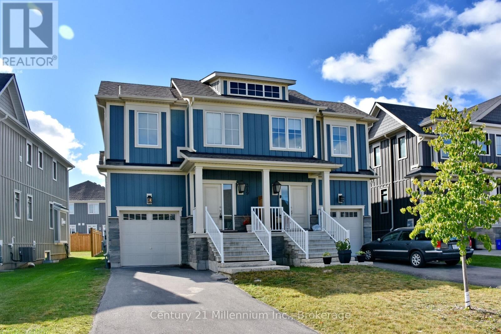 Photo de la propriété: 349 Yellow Birch Crescent ON L9Y 0R4