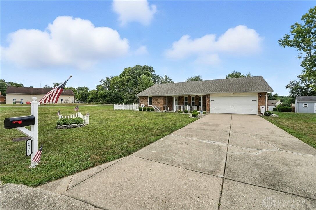 Property Photo:  111 Lynette Court  OH 45050 