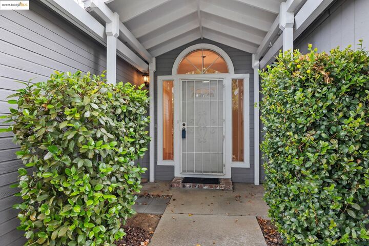 Property Photo:  19560 River Birch Ct #1  CA 95370 