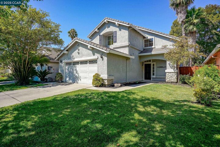 Property Photo: 437 Apple Hill Dr CA 94513