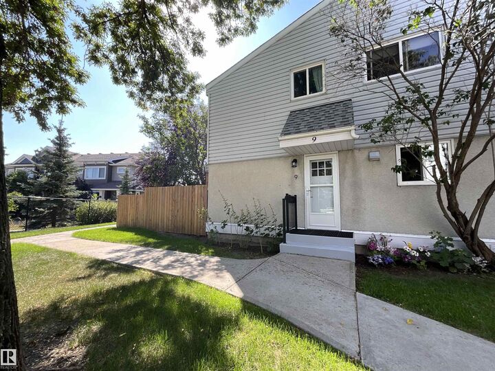 Property Photo: 9 McLeod Place NW AB T5A 3A8