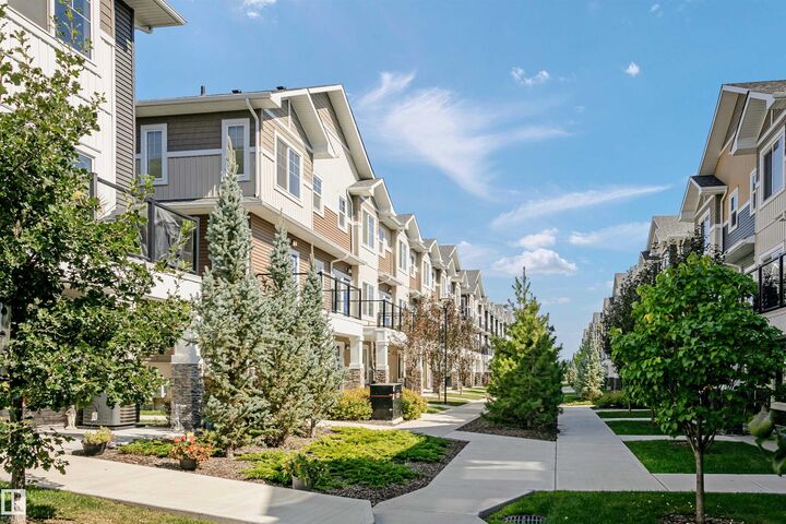 Property Photo: 230 Edgemont Road NW 42 AB T6M 0Y8