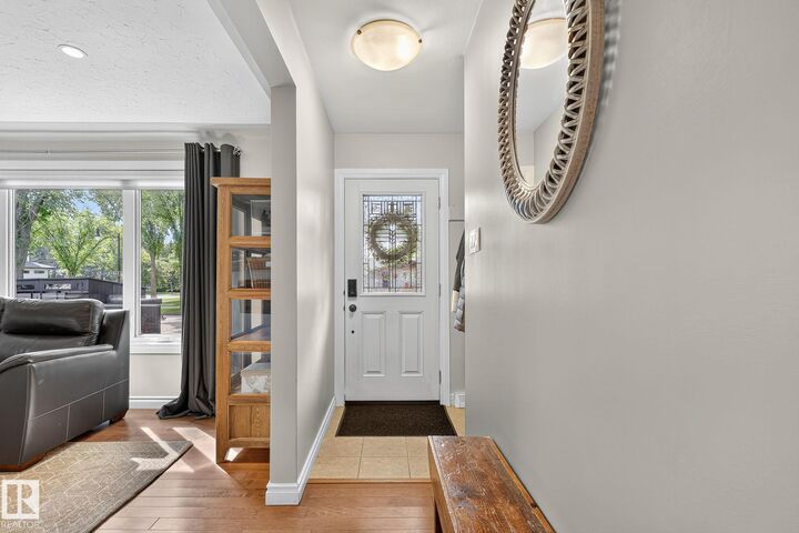 Property Photo:  14808 93 Avenue NW  AB T5R 5G9 