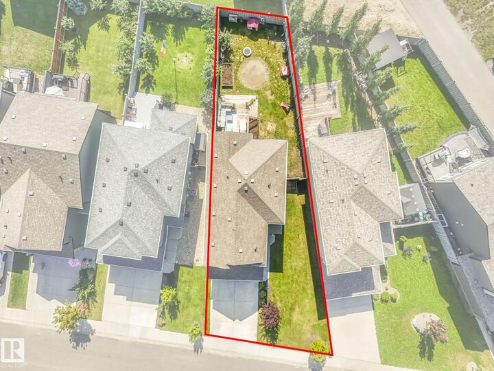 Property Photo: 22119 87 Avenue NW AB T5T 7H7