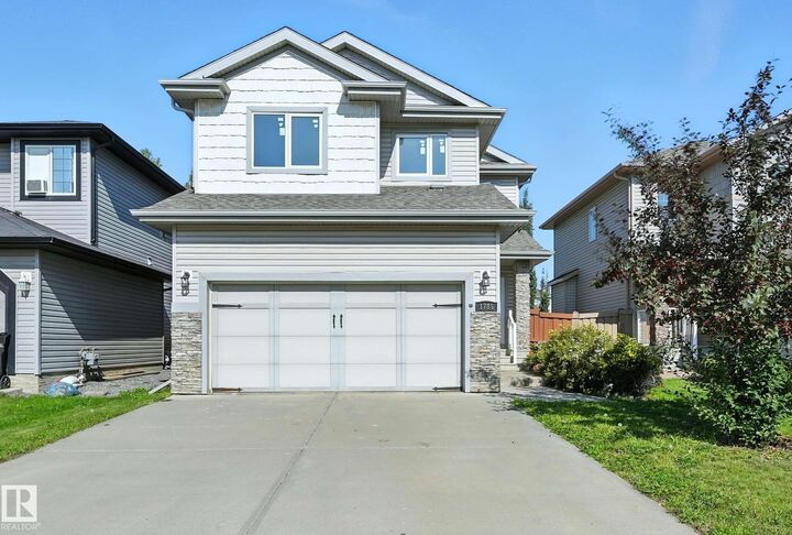 1785 Hammond Crescent NW  Edmonton AB T6M 0K3 photo
