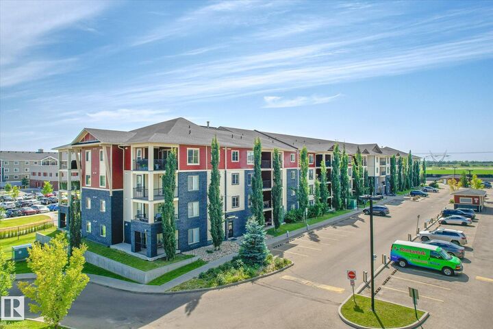 Property Photo: 5816 Mullen Place NW 120 AB T6R 0W3