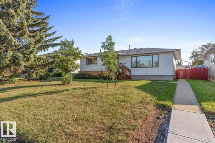 Property Photo: 9619 69 A Street NW AB T6B 1W4