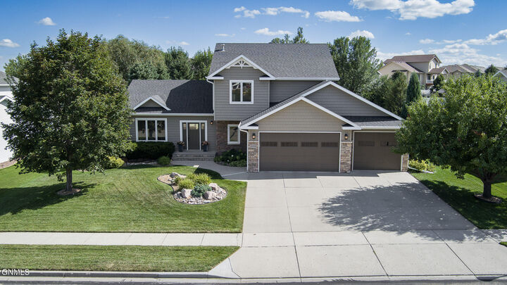 5009 Boulder Ridge Road  Bismarck ND 58503 photo