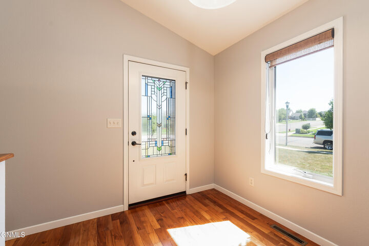 Property Photo: 4256 High Creek Road ND 58503