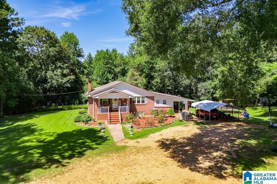 Property Photo:  7607 Highway 431  AL 36264 